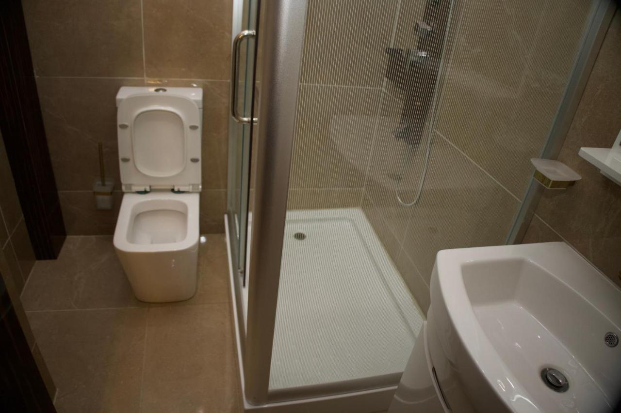 אבוג'ה No.1 Hotel מראה חיצוני תמונה