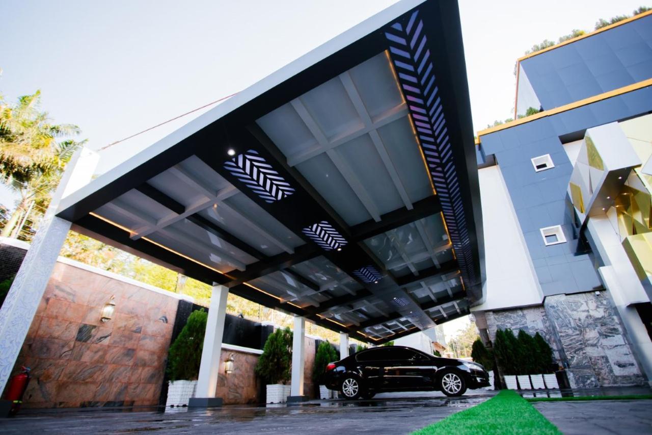אבוג'ה No.1 Hotel מראה חיצוני תמונה